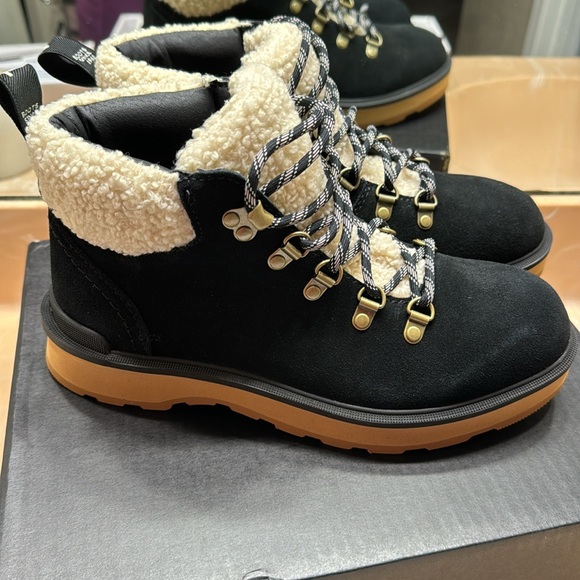 🥾  —WOMEN'S HI-LINE™ HIKER COZY BOOT 8.5 - Picture 3 of 4